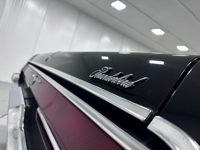 Ford Thunderbird Hardtop