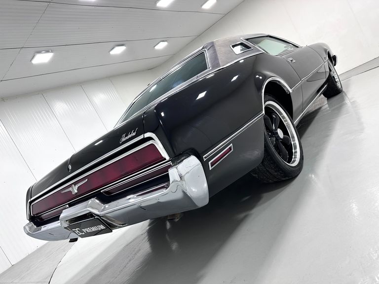 Ford Thunderbird Hardtop