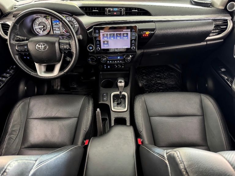Toyota Hilux CD SRX 4x4 2.8 TDI 16V Diesel Aut.