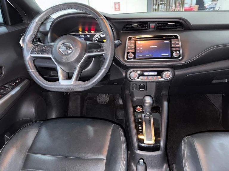Nissan KICKS SL 1.6 16V FlexStar 5p Aut.