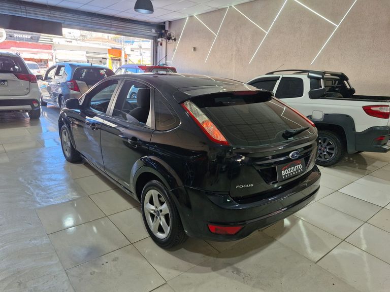 Ford Focus 2.0 16V/SE/SE Plus Flex 5p Aut.