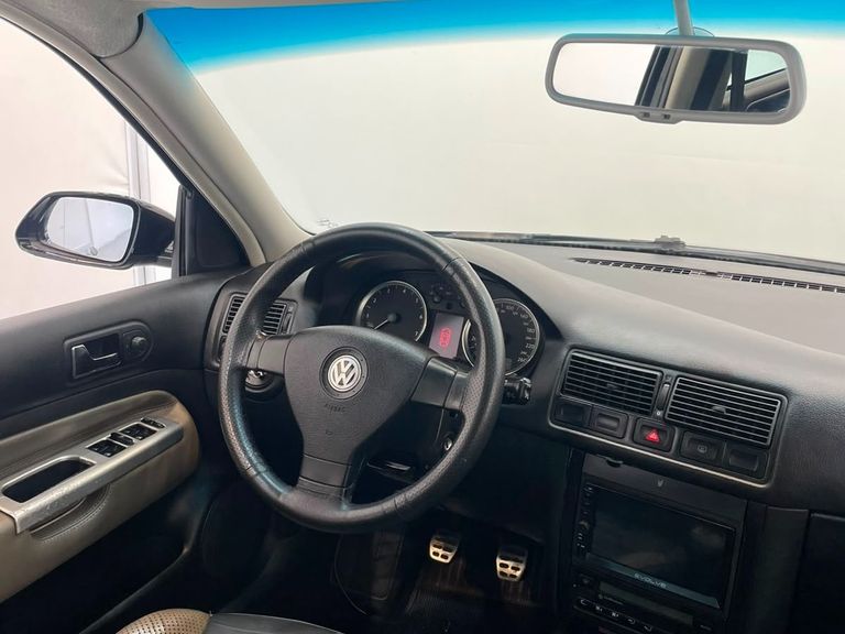 VolksWagen Golf Sportline 1.6 Mi Total Flex 8V 4p