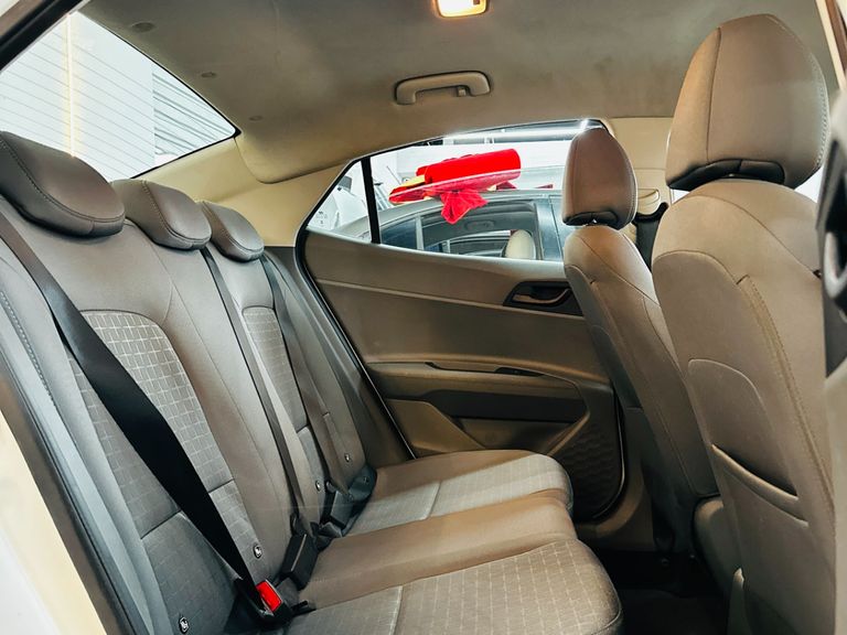 Hyundai HB20S Comfort Plus 1.0 Flex 12V Mec.