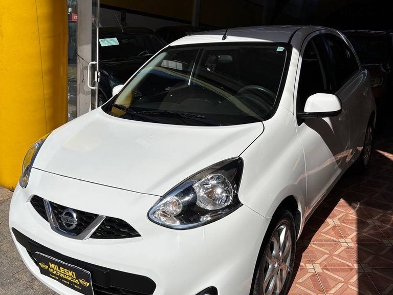 Nissan MARCH SV 1.6 16V FlexStart 5p Mec.