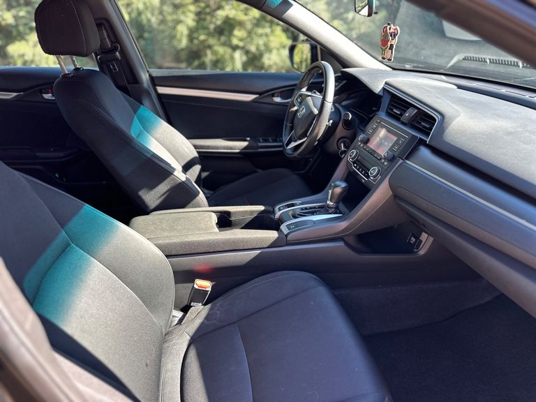 Honda Civic Sedan SPORT 2.0 Flex 16V Aut.4p