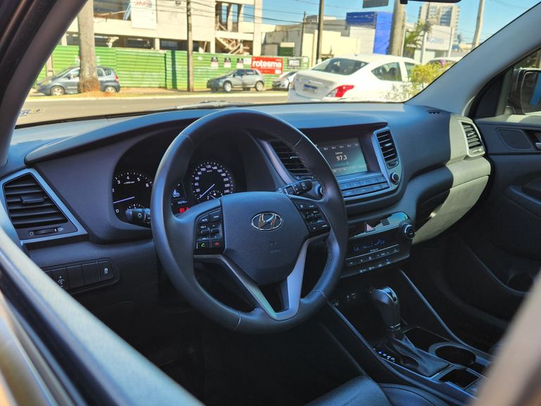Hyundai Tucson GLS 1.6 Turbo 16V Aut.