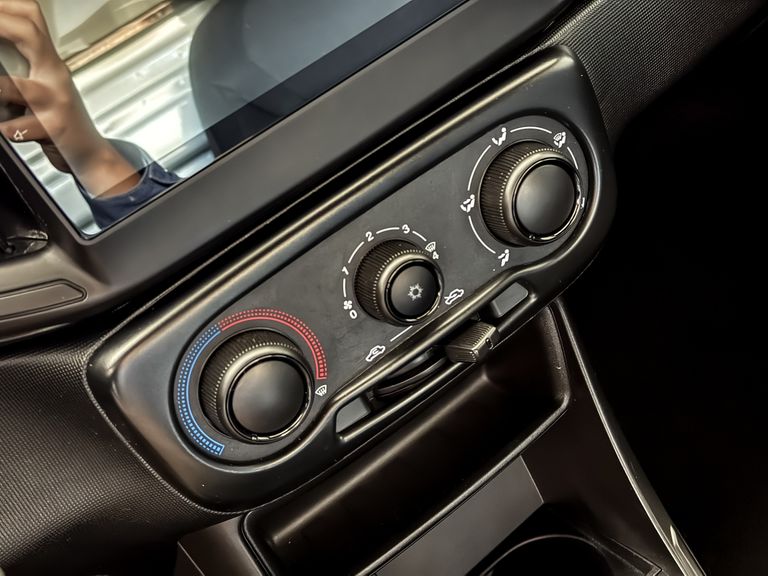 Fiat Strada Freedom 1.3 Flex 8V  CS Plus