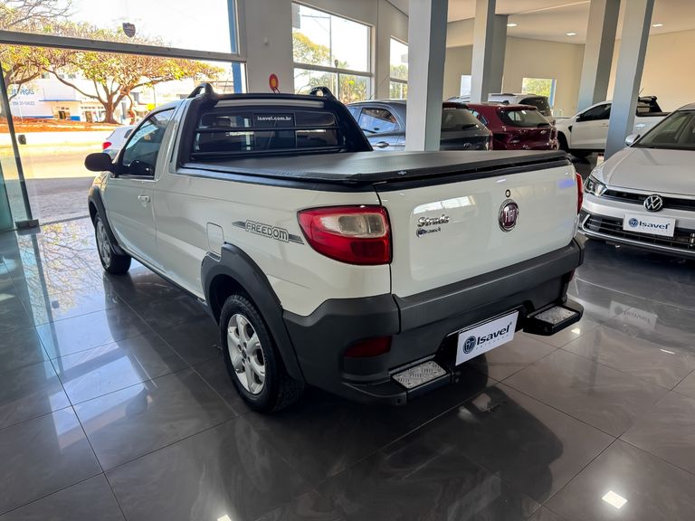 Fiat Strada Freedom 1.4 Flex 8V CS