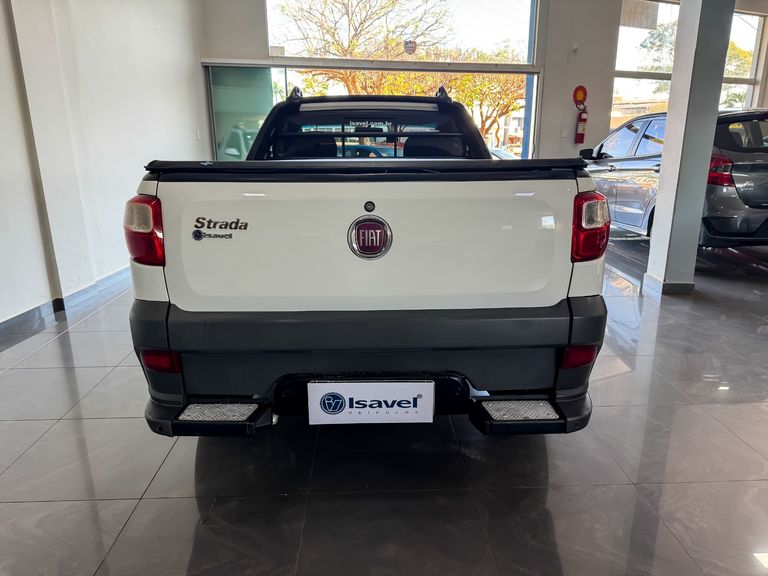 Fiat Strada Freedom 1.4 Flex 8V CS