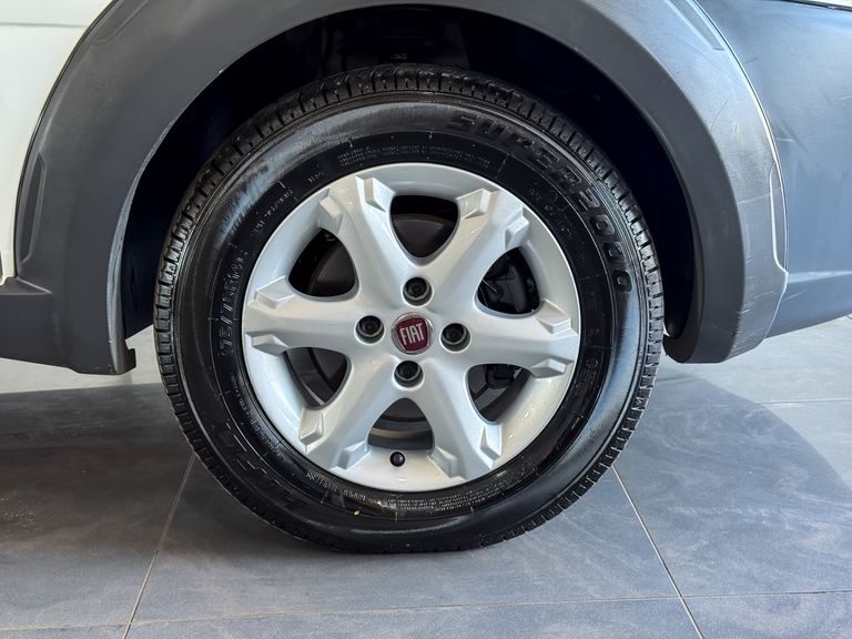 Fiat Strada Freedom 1.4 Flex 8V CS