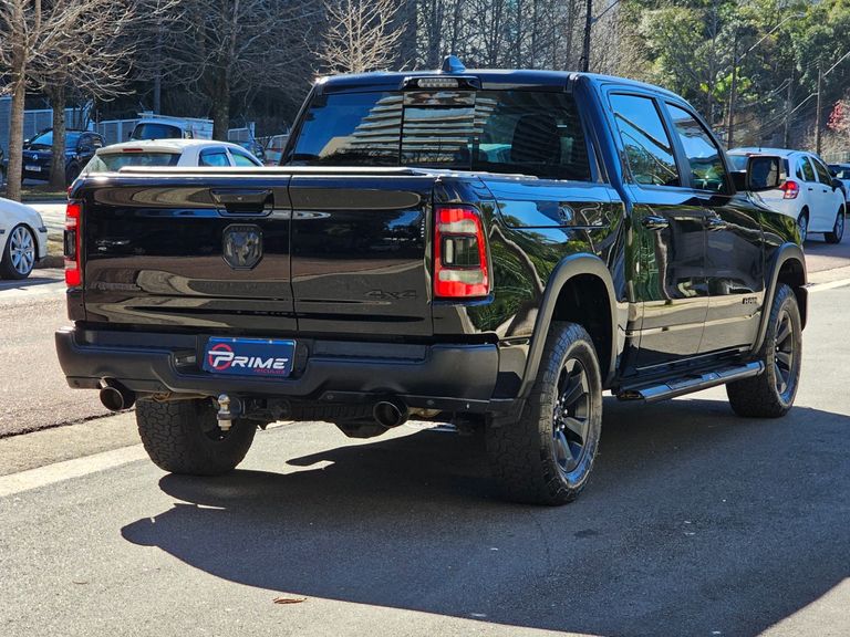 RAM 1500 REBEL 5.7 HEMI CD V8 4x4 Aut.