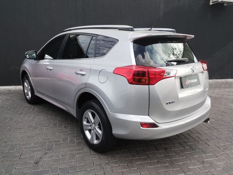 Toyota RAV4 2.0 4x2 16V Aut.