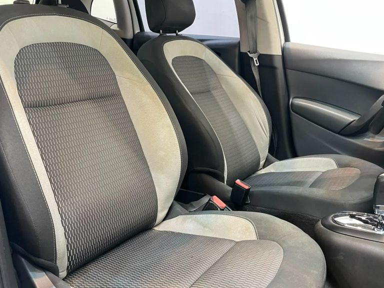 Citroën C3 Attraction 1.6 Flex 16V 5p Aut.