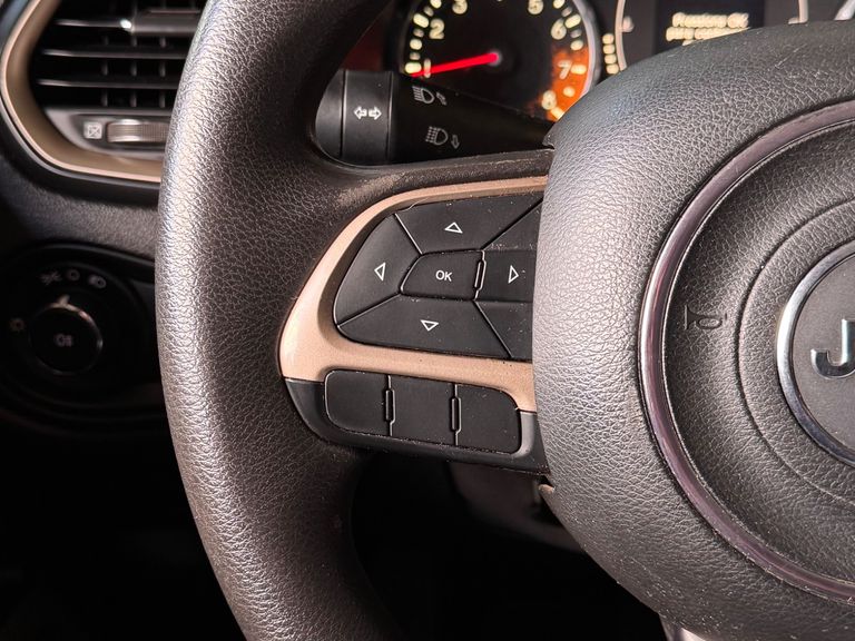 Jeep Renegade 1.8 4x2 Flex 16V Aut.