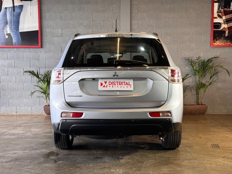 Mitsubishi OUTLANDER 2.0 16V 160cv Aut.