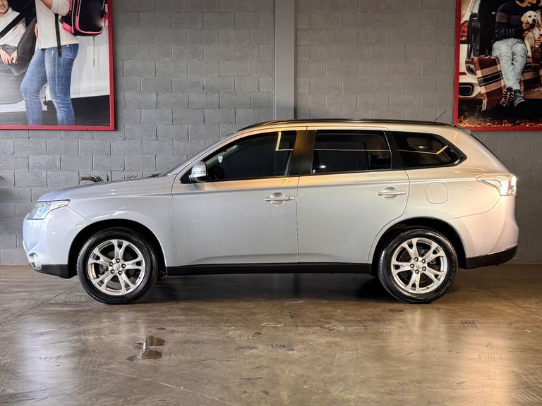 Mitsubishi OUTLANDER 2.0 16V 160cv Aut.