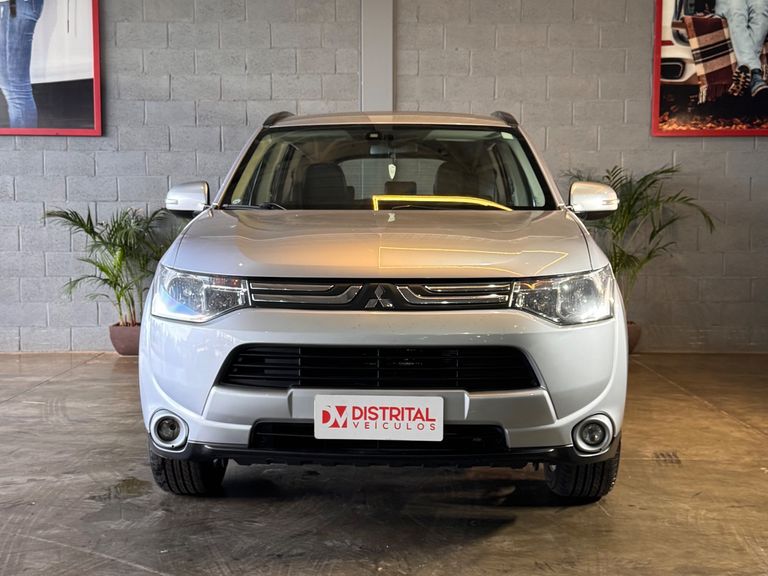 Mitsubishi OUTLANDER 2.0 16V 160cv Aut.