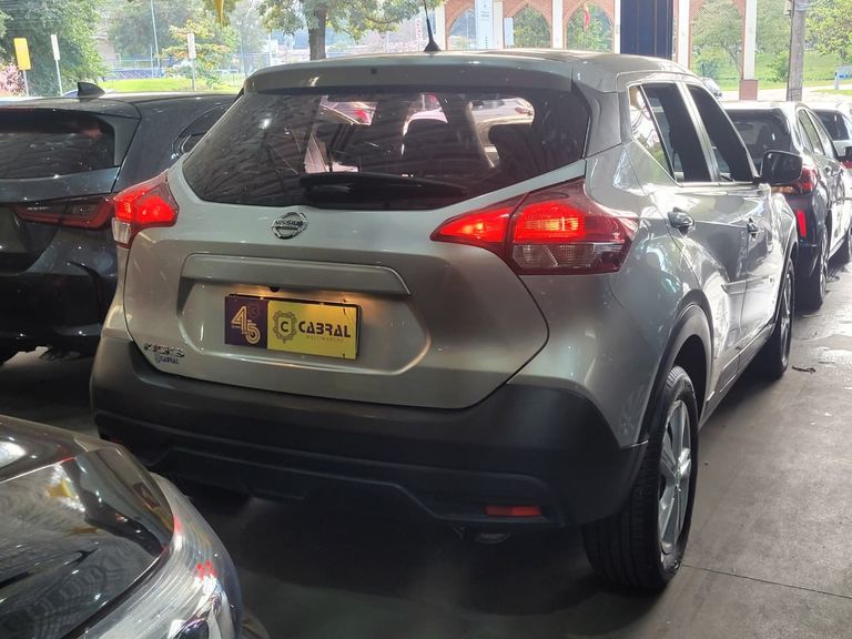 Nissan KICKS Active S 1.6 16V Flex Aut.
