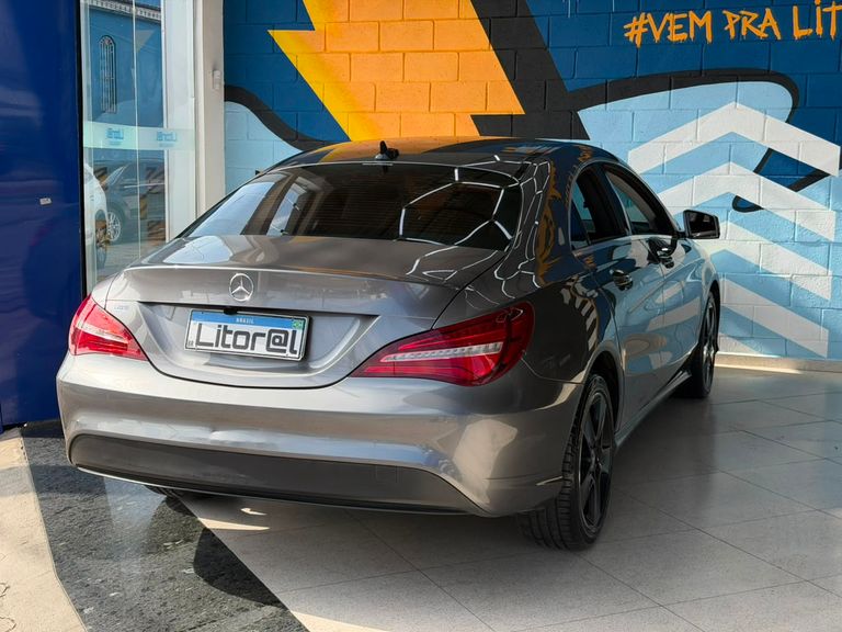 Mercedes CLA-180 1.6 16V 122cv Aut.