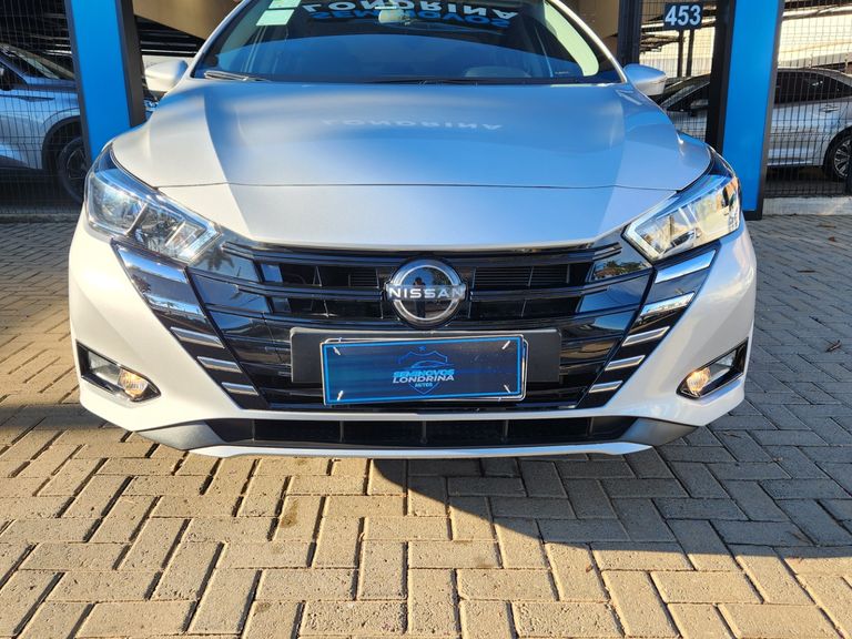 Nissan VERSA Advance 1.6 16V Flex Aut.