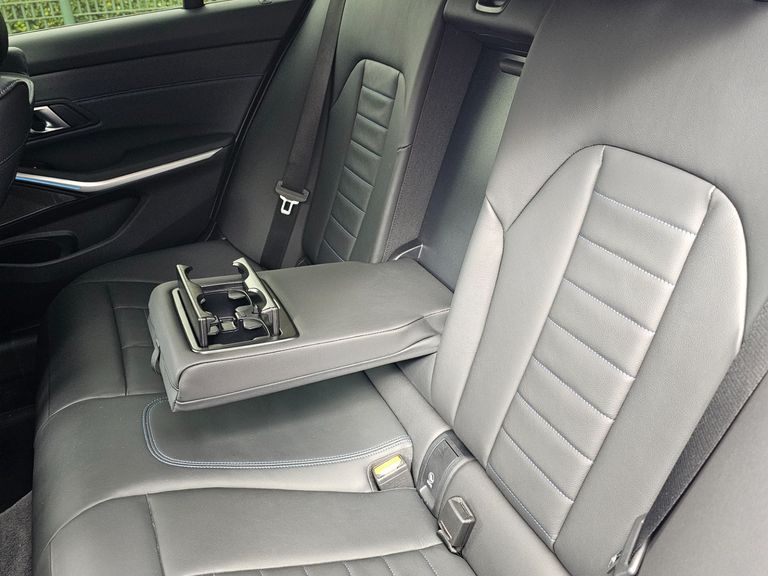 BMW 320iA 2.0 TB M Sport A.Flex/M.Sport 4p