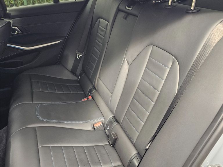 BMW 320iA 2.0 TB M Sport A.Flex/M.Sport 4p
