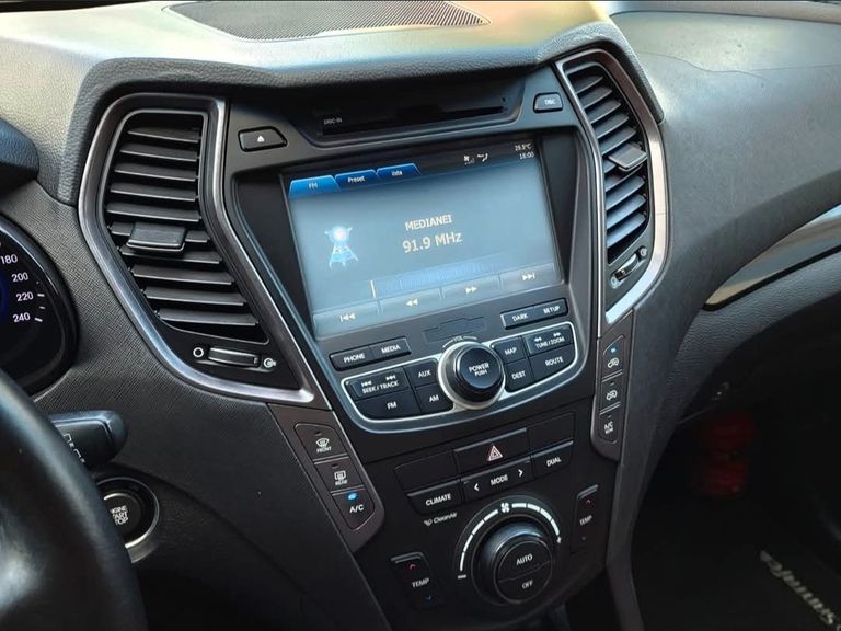 Hyundai Santa Fe/GLS 3.3 V6 4X4 Tiptronic