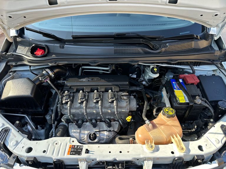 Chevrolet ONIX HATCH LT 1.4 8V FlexPower 5p Mec.