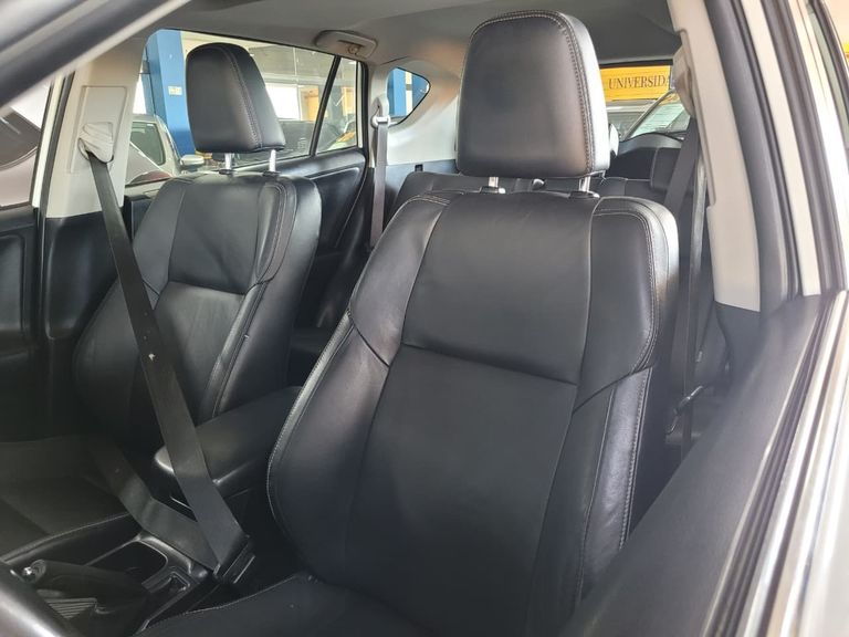 Toyota RAV4 2.5 4x4 16V Aut.