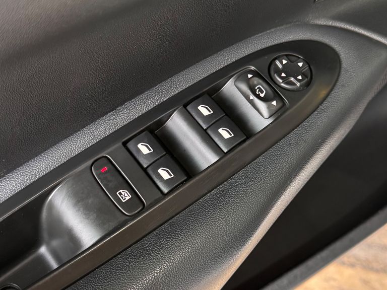 Citroën C4 LOUNGE Exclusive 1.6 Turbo Flex Aut.