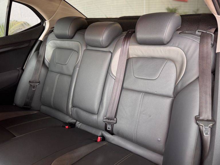 Citroën C4 LOUNGE Exclusive 1.6 Turbo Flex Aut.