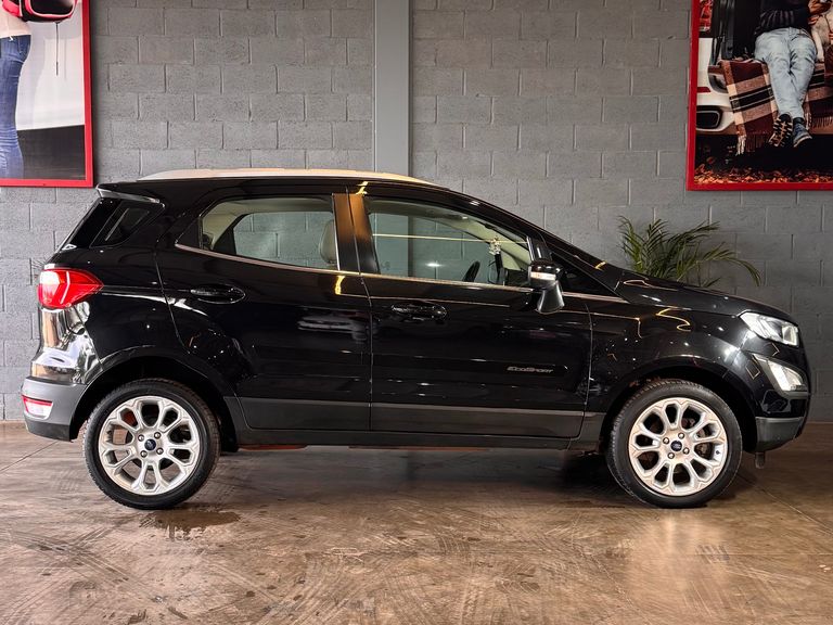 Ford EcoSport TITANIUM 1.5 12V Flex 5p Aut.