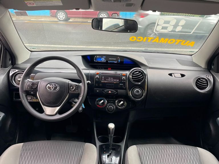 Toyota ETIOS XS Sedan 1.5 Flex 16V 4p Aut.
