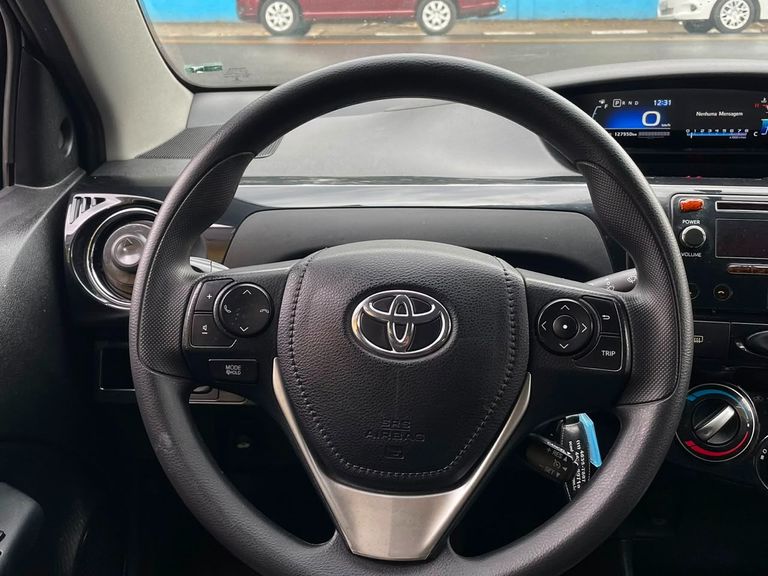 Toyota ETIOS XS Sedan 1.5 Flex 16V 4p Aut.