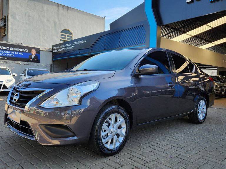 Nissan VERSA SV 1.6 16V Flex Fuel 4p Mec.