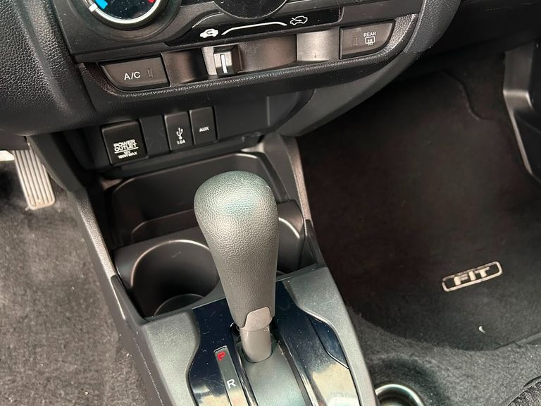 Honda Fit Personal 1.5 Flexone 16V 5p Aut.