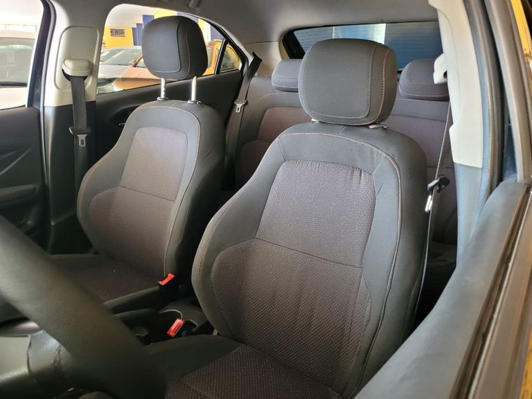 Chevrolet Onix Hatch LTZ 1.4 8V Flexpower 5P Aut. - foto 6