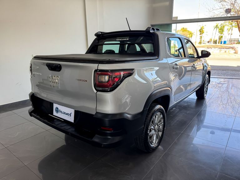 Fiat Strada Freedom 1.3 Flex 8V CD