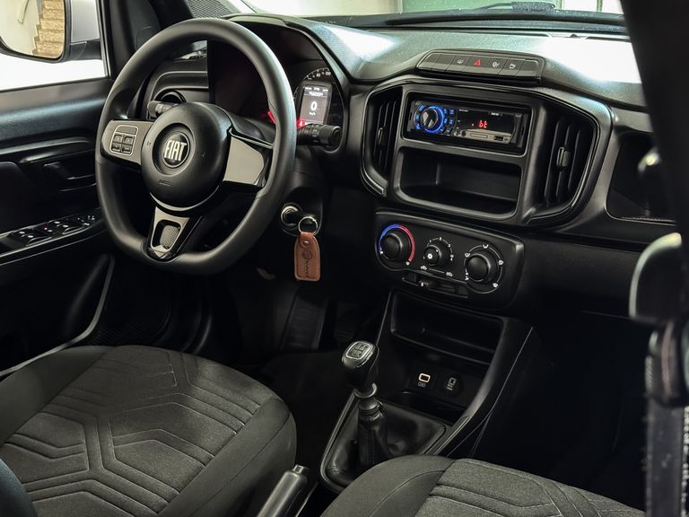 Fiat Strada Freedom 1.3 Flex 8V CD