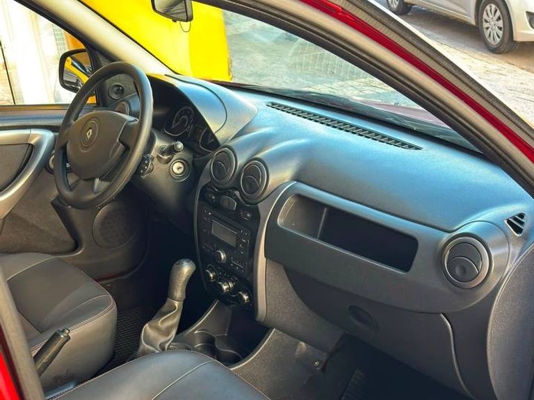 Renault SANDERO Expression Hi-Flex 1.0 16V 5p