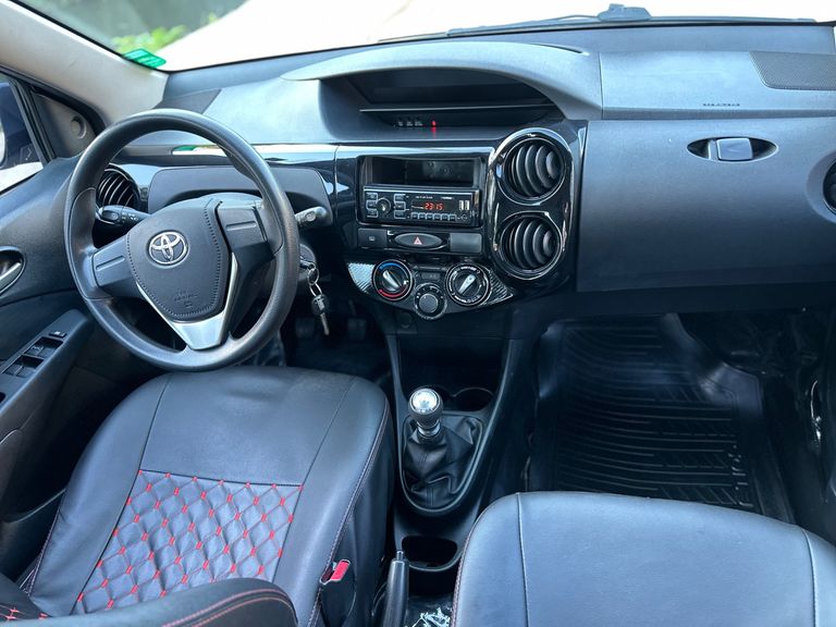 Toyota ETIOS X 1.3 Flex 16V 5p Mec.