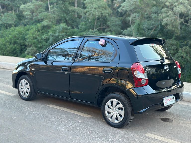 Toyota ETIOS X 1.3 Flex 16V 5p Mec.