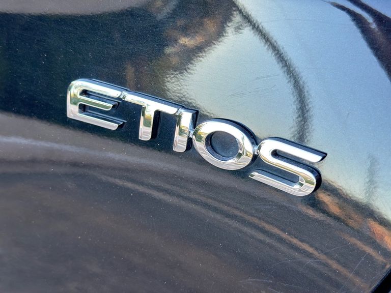 Toyota ETIOS X 1.3 Flex 16V 5p Mec.