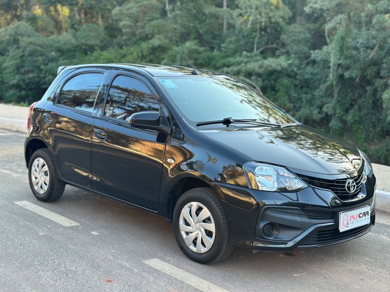 Toyota ETIOS X 1.3 Flex 16V 5p Mec.