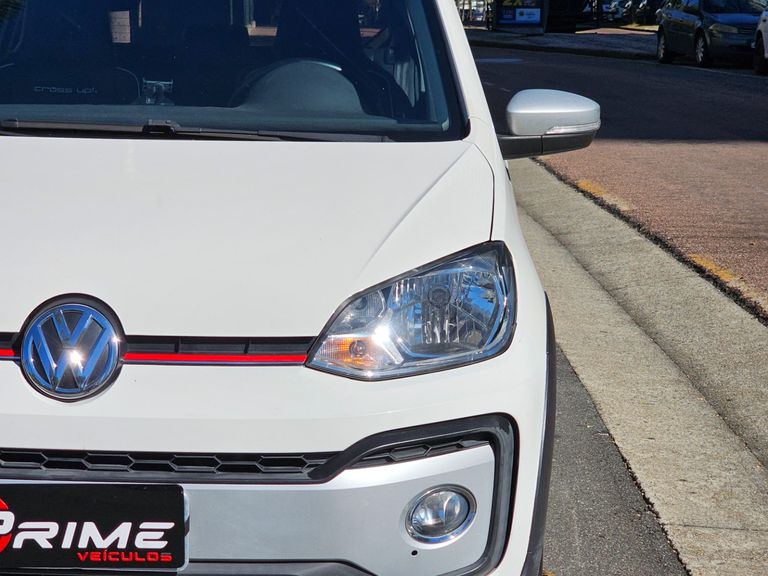 VolksWagen up! cross 1.0 TSI Total Flex 12V 5p