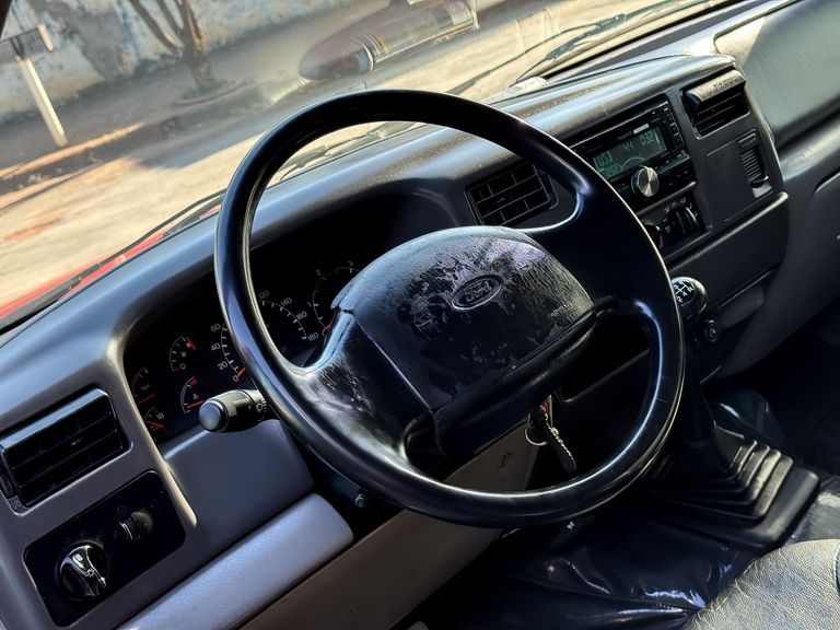 Ford F-250 XLT 4.2 TB Diesel