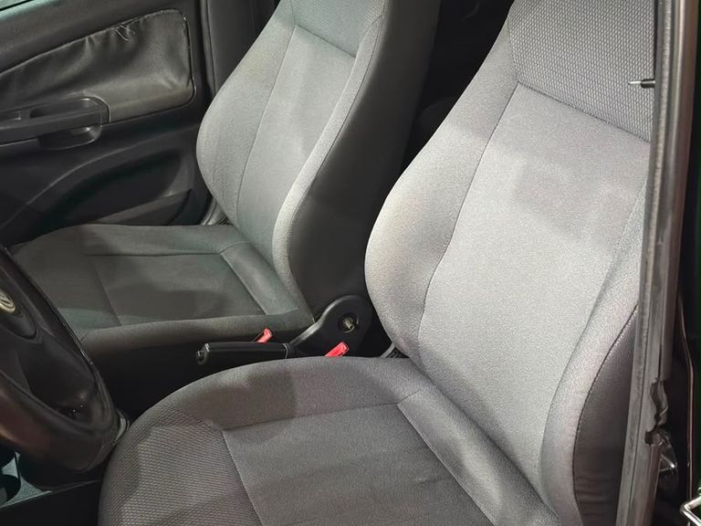VolksWagen Gol (novo) 1.0 Mi Total Flex 8V 4p