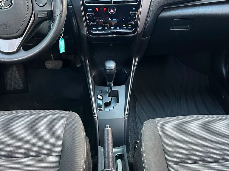 Toyota YARIS XL 1.5 Flex 16V 5p Aut.