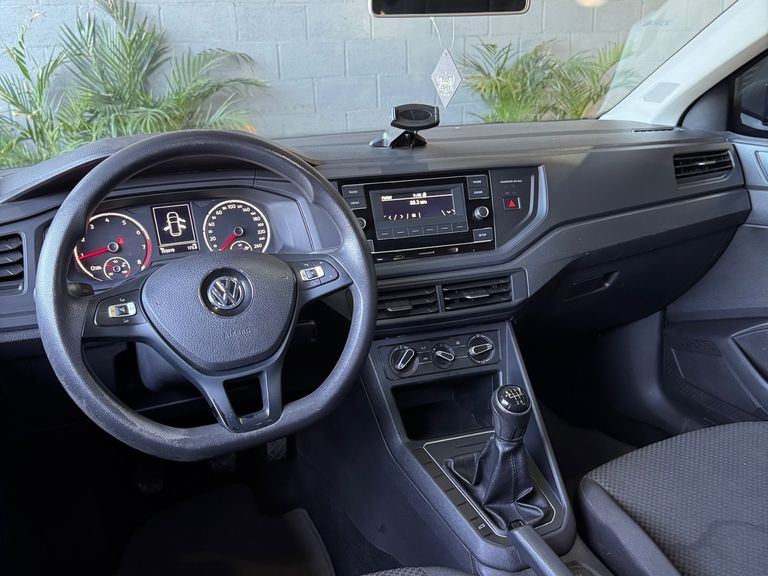 VolksWagen Polo 1.6 MSI Flex 16V 5p
