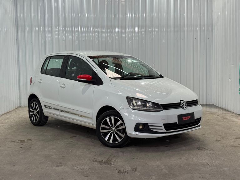 VolksWagen Fox Connect 1.6 Flex 8V 5p